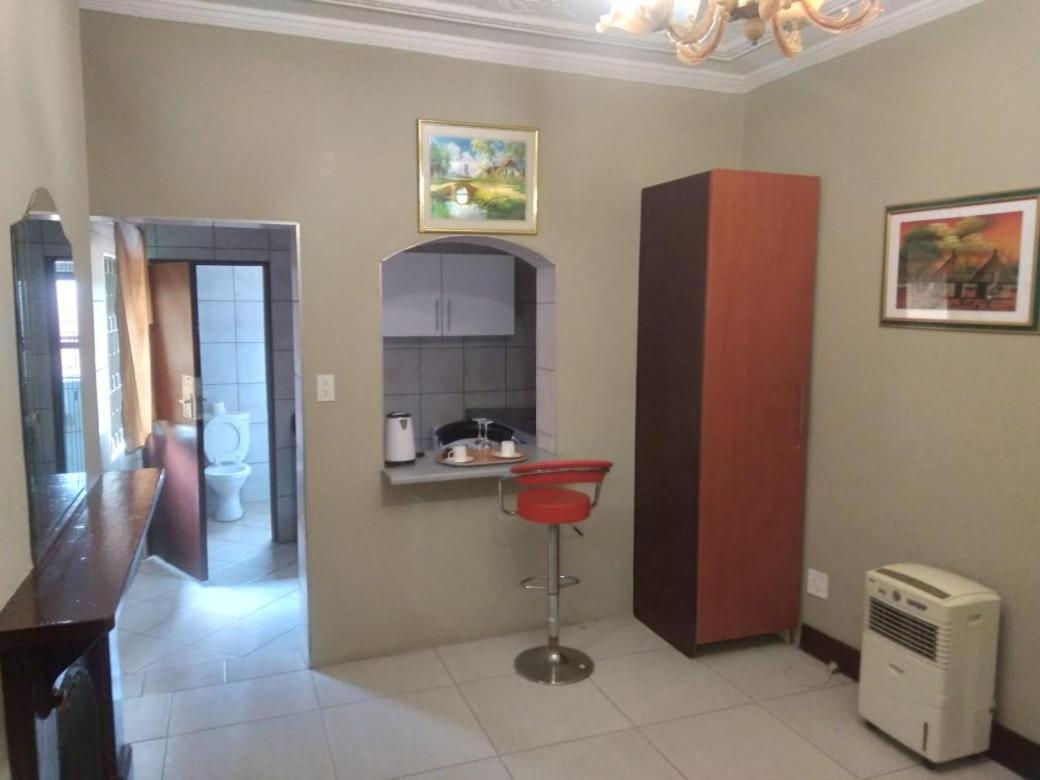 G&G Guesthouse Johannesburg Dış mekan fotoğraf