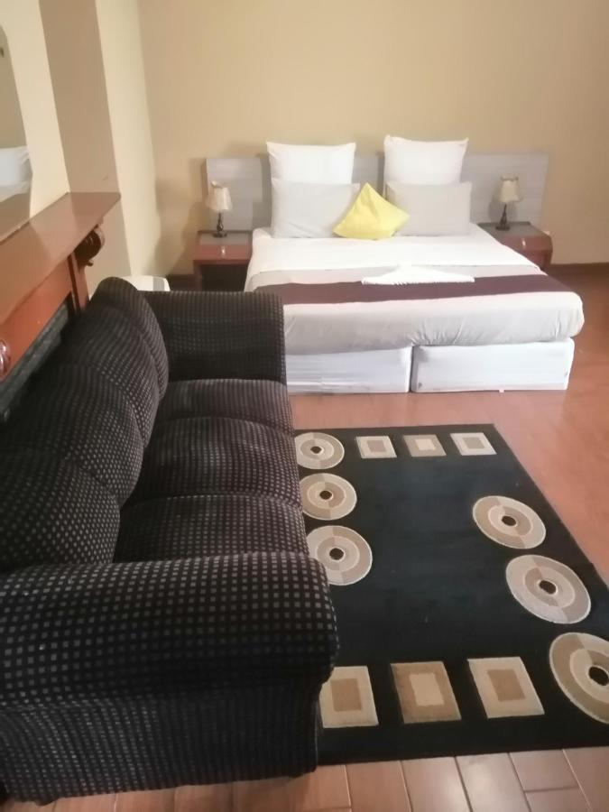 G&G Guesthouse Johannesburg Dış mekan fotoğraf