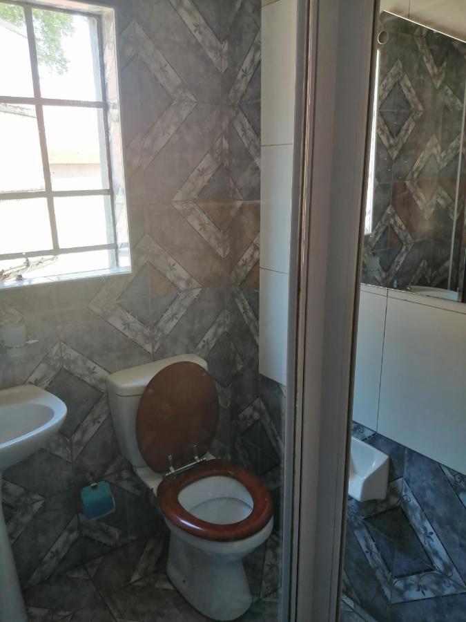 G&G Guesthouse Johannesburg Dış mekan fotoğraf